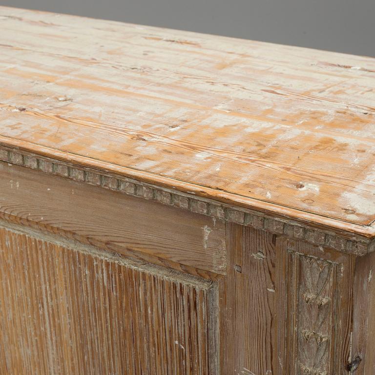 A Gustavian sideboard, circa 1800.