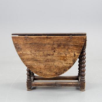 A 1800TH CENTURY TABLE.