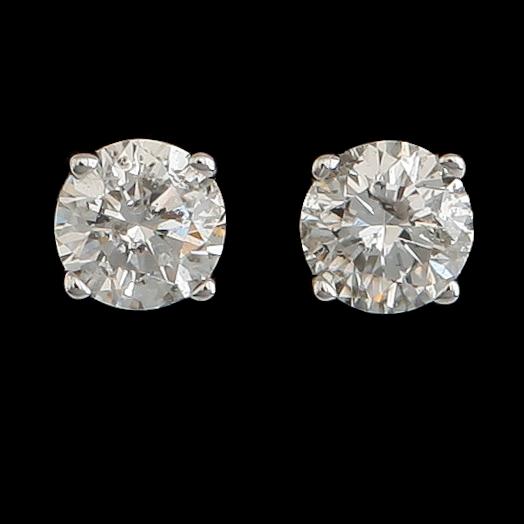 ÖRHÄNGEN, 1 par, 14 k vitguld, briljantslipade diamanter tot ca 0.33 ct.