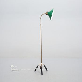GOLVLAMPA, 1900-talets första hälft.