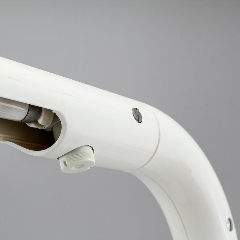 ANDERS PEHRSON, bordslampa, "Tuben", Ateljé Lyktan Åhus, lanserad 1973.