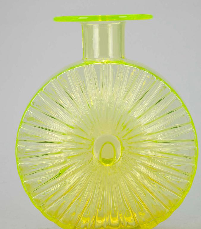 VAS, glas, "Aurinkopullo", Helena Tynell, Riihimäen Lasi, 1900-talets senare hälft.