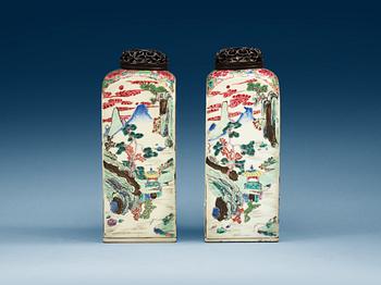 A pair of famille rose bottles, Qing dynasty, Yongzheng (1723-35).