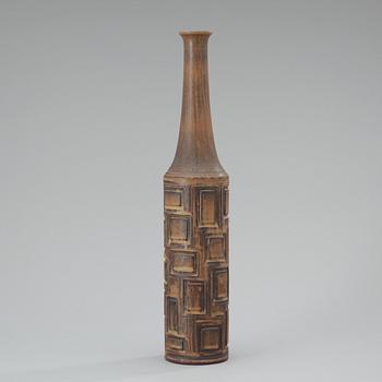 A Wilhelm Kåge 'Farsta' stoneware vase, Gustavsberg Studio 1957.