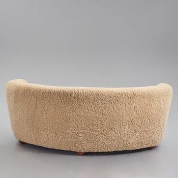 A curved Swedish Modern sofa, 1930-40s.