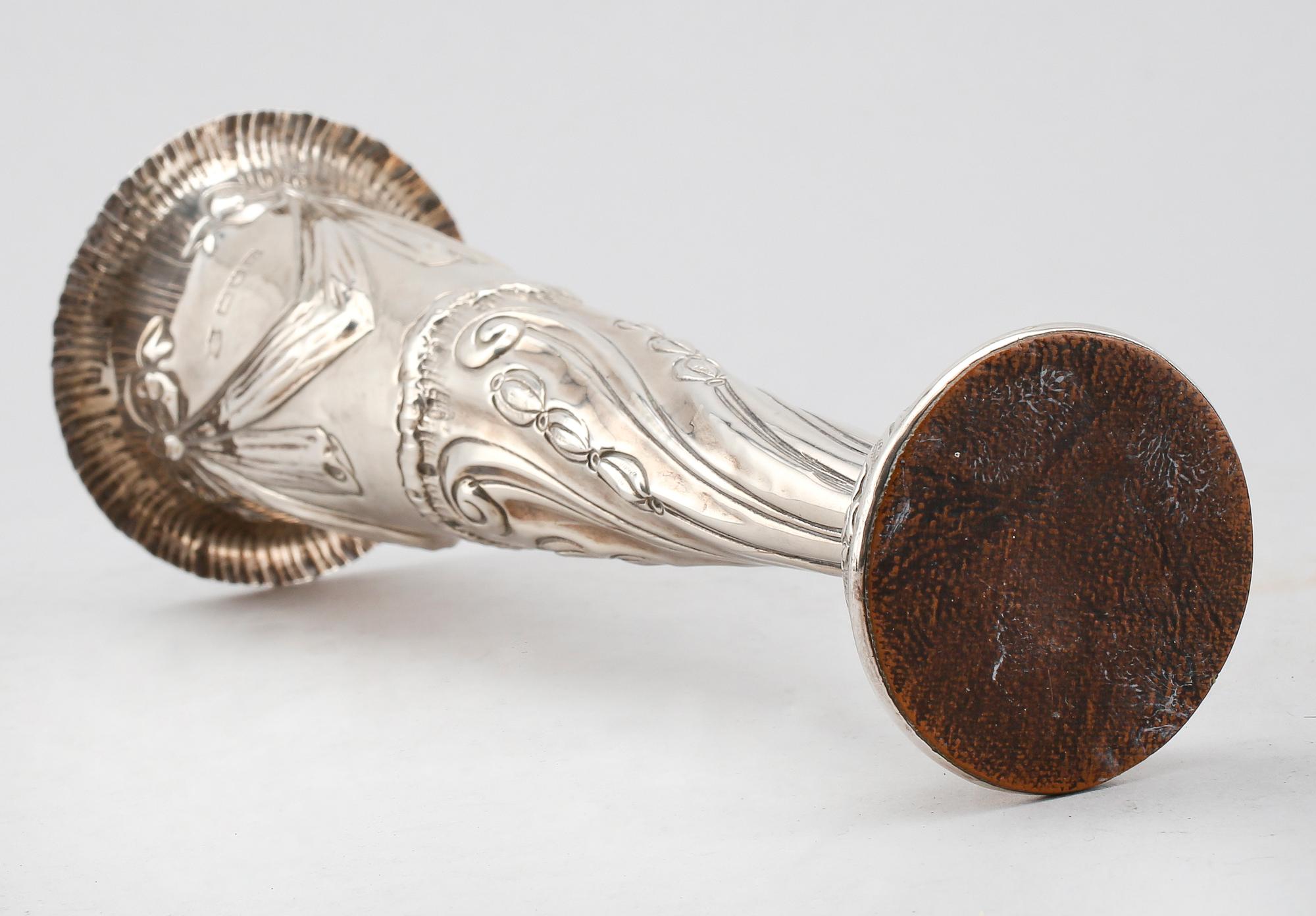 VAS, silver, Gibson & Langman, London 1897.