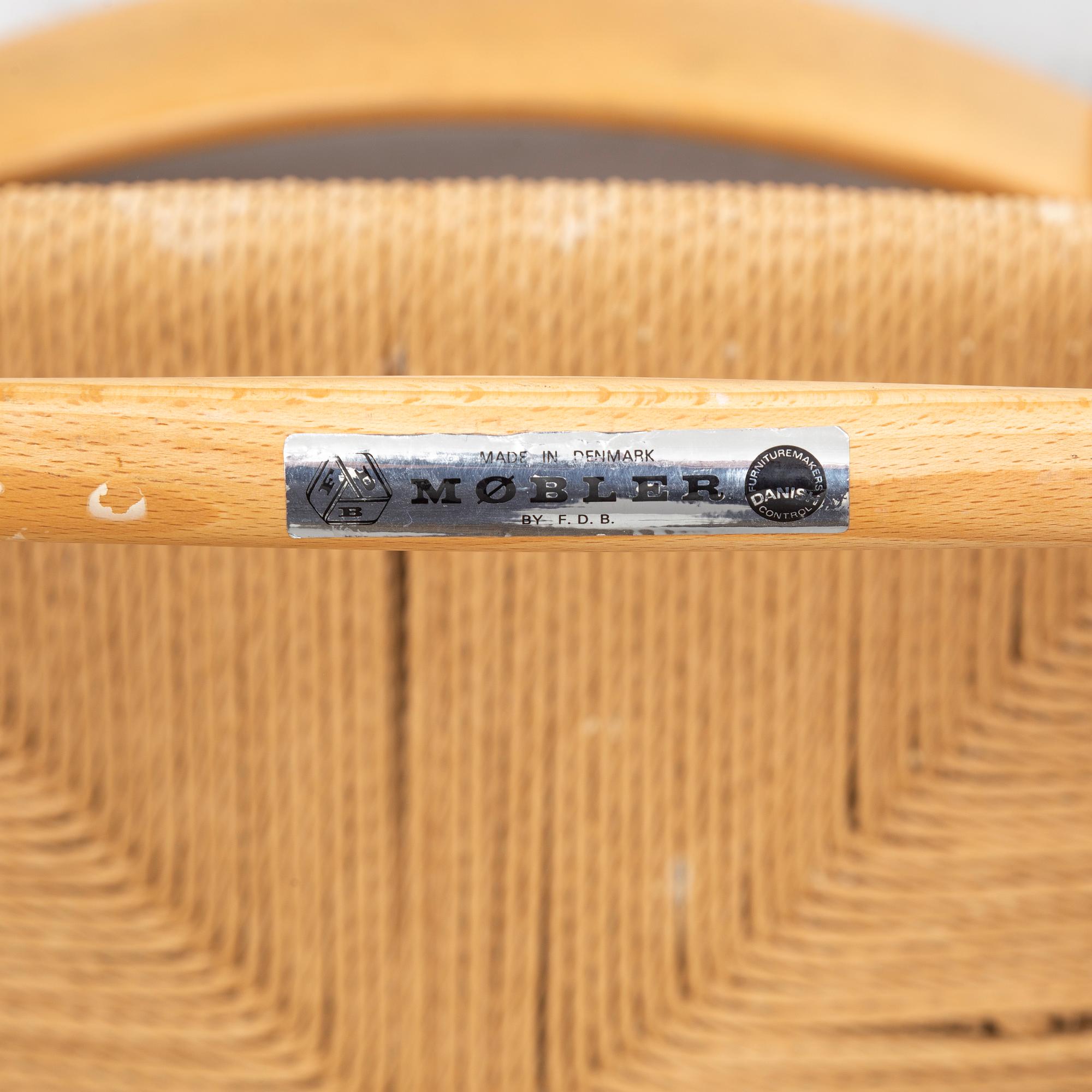 Børge Mogensen, stolar 4 st, modell "J39", FDB  Møbler, Danmark, 1900-talets andra hälft.