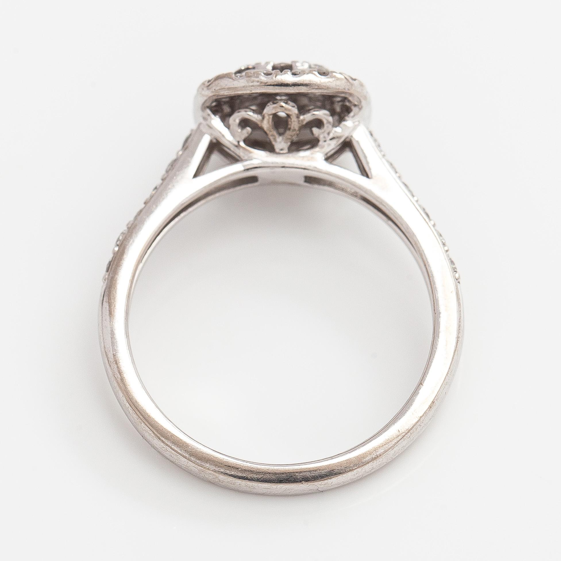 Ring, brilliant and 8/8 cut diamonds, 14K white gold.