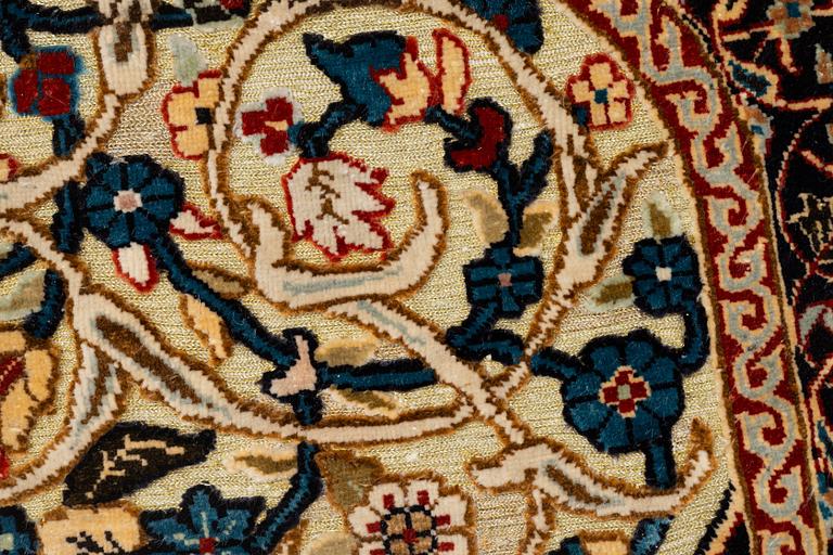 Carpet, silk, oriental, approx. 152 x 96 cm.