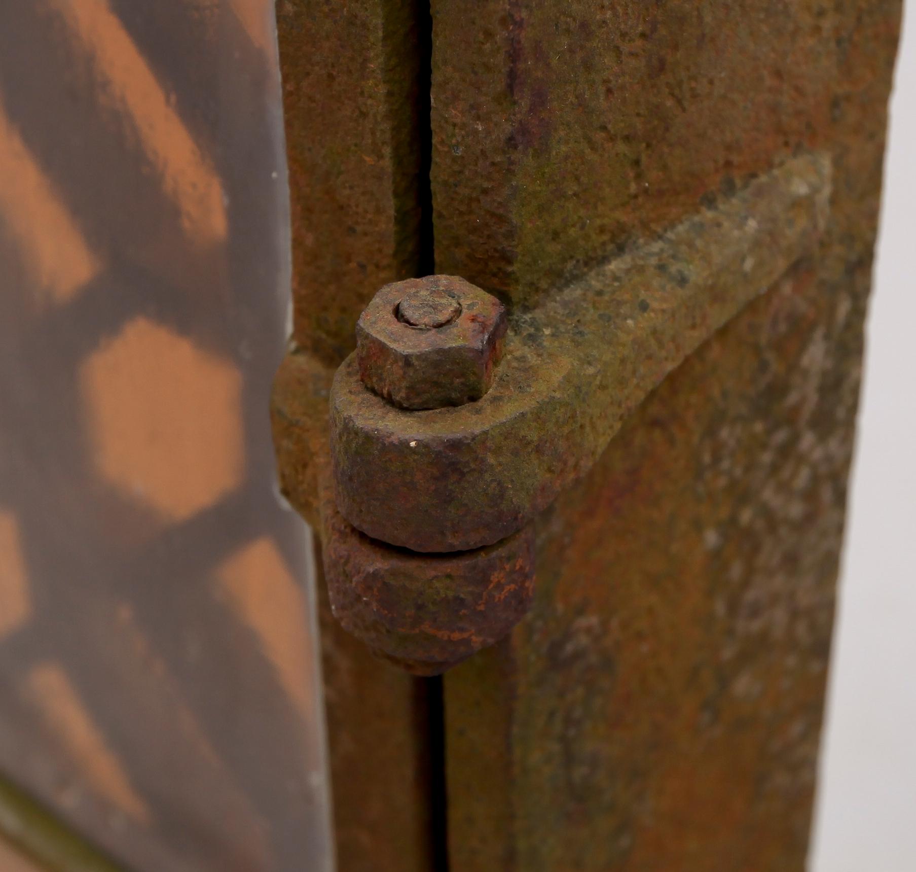 FÖNSTER, gjutjärn, 1900-talets början.