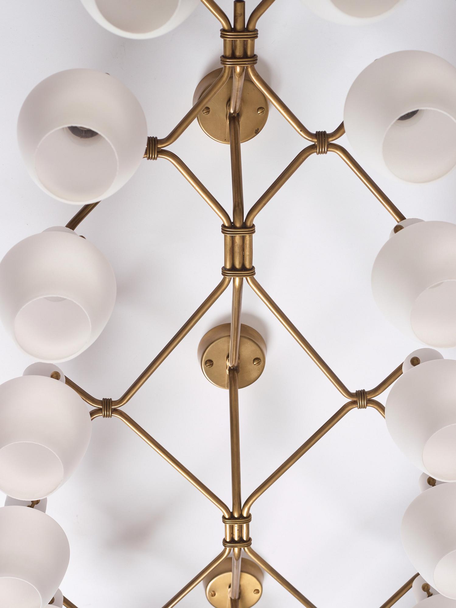 Hans Bergström, monumental taklampa, ateljé Lyktan, Åhus, 1940-50-tal.