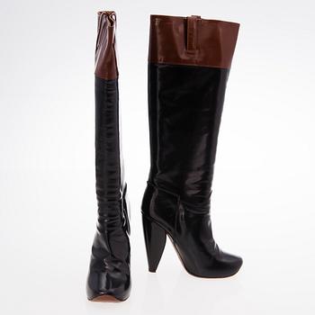 MARC JACOBS, A Pair of High Heel Boots, size 39.