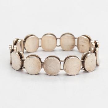 Nanna Ditzel, rannekoru, sterlinghopeaa, Georg Jensen, Tanska.