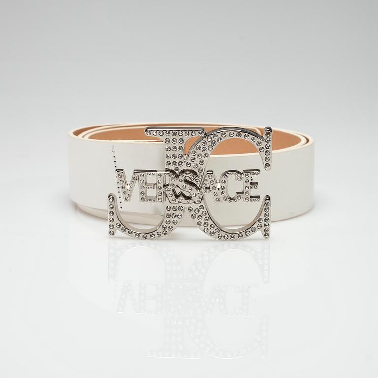 BÄLTE, Versace.