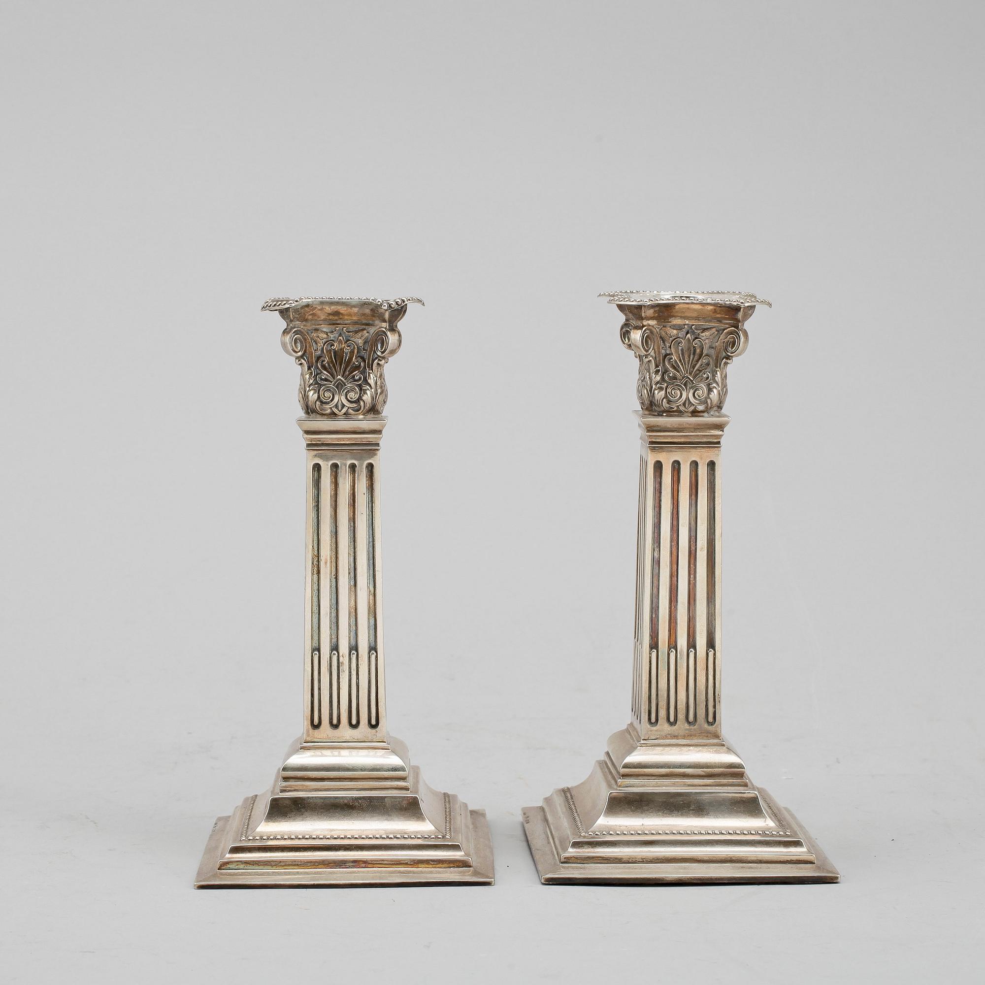 LJUSSTAKAR, ett par, silver, C G Hallberg, Stockholm, 1906.