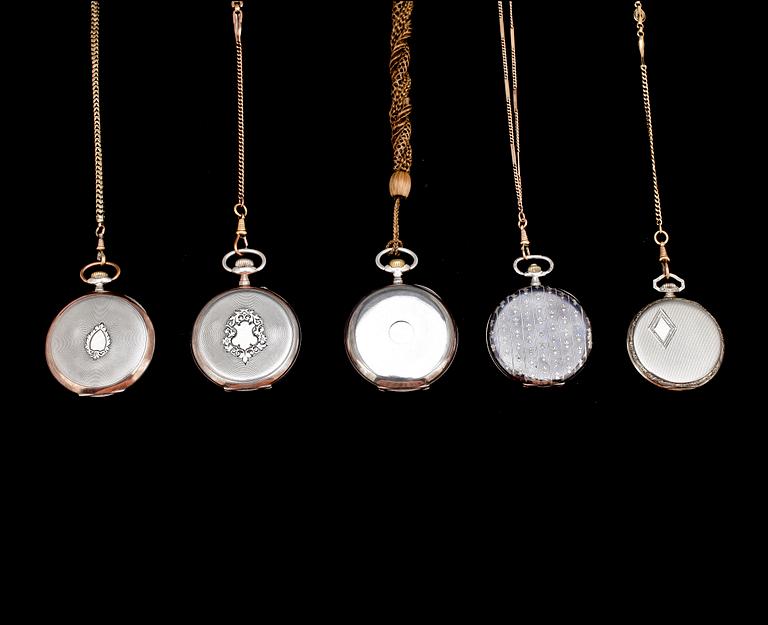 FICKUR, 5st, varav 4 silver, bla Omega, omkring 1900.