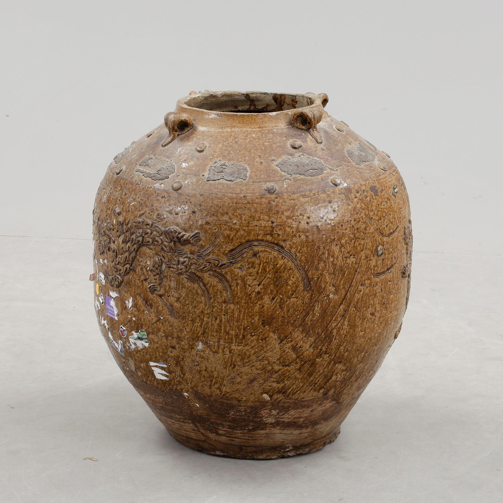 GOLVURNA, keramik, Kina.