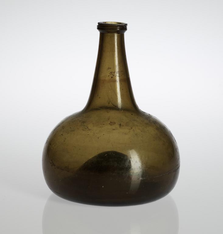 A green 18th/19th century bottle.