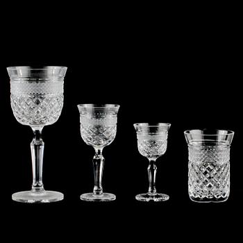 SERVISDELAR, 66 st, glas, 1900-talets andra hälft.