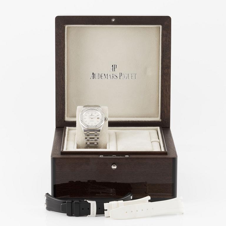 Audemars Piguet, Lady Royal Oak, "Diamond Bezel", ca 2010.