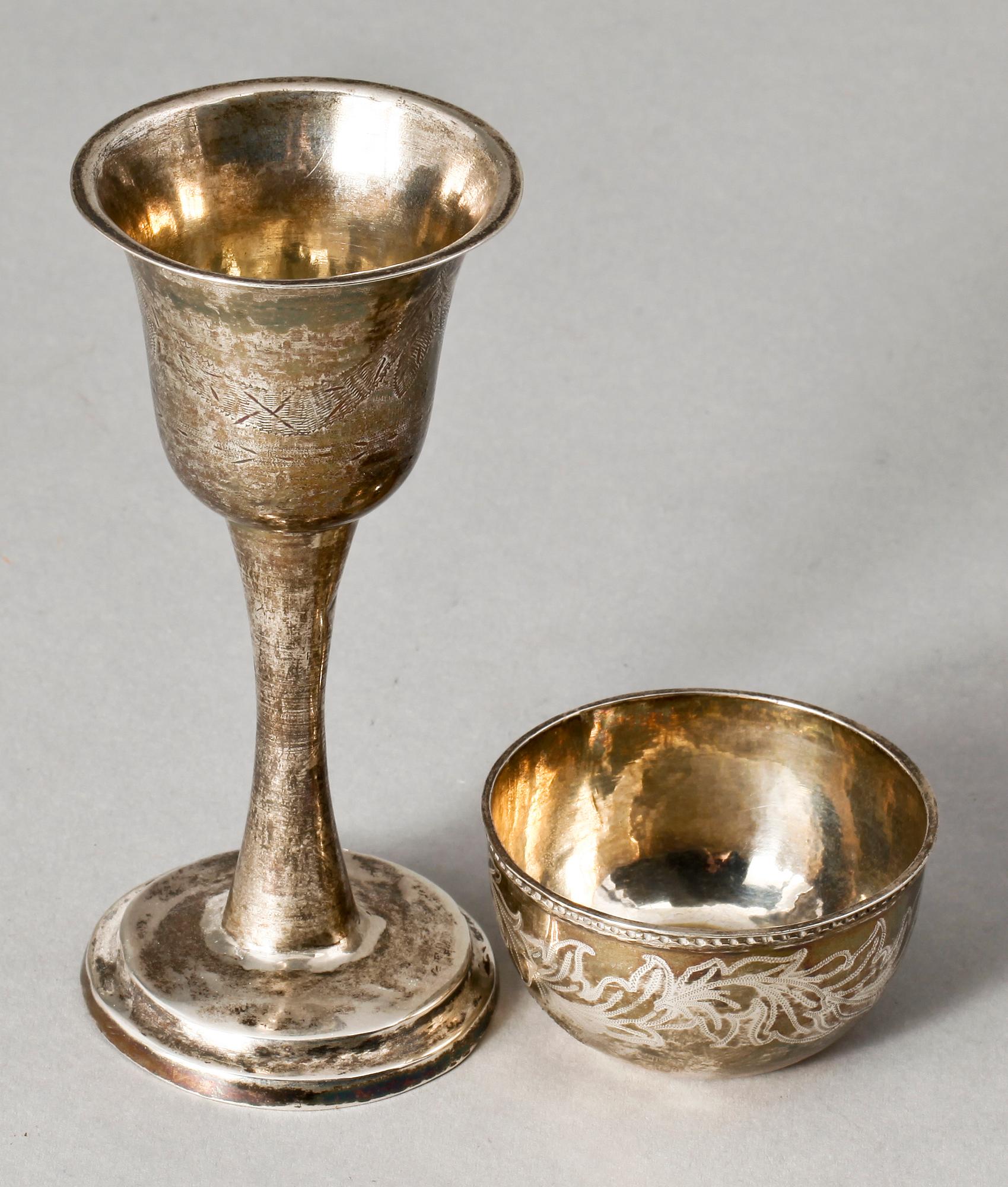 TUMLARE OCH KALK, silver, kalken av Olof Hagrelius, Mariefred 1809, vikt tot 65g.