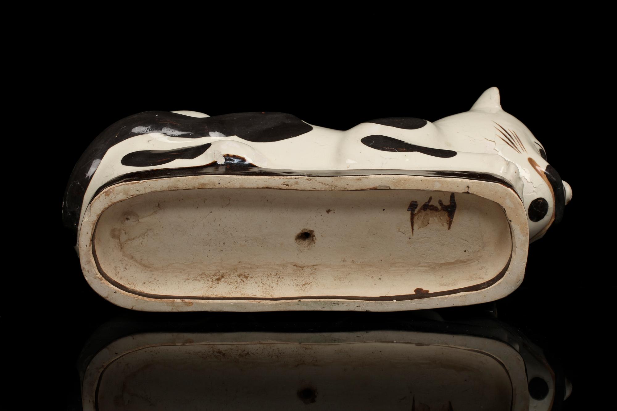 KUDDE, porslin, Kina Sungstil, 1800-tal.