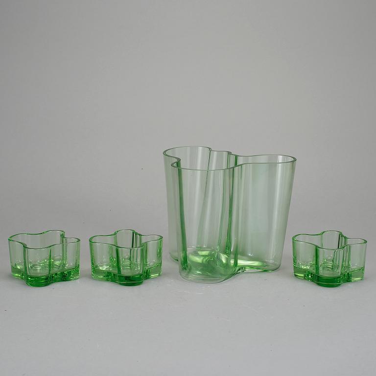 VAS och LJUSLYKTOR, 4 delar, glas, Alvar Aalto, Iittala.