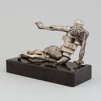 SALVADOR DALÍ, sterling silver, 1982, signed Dali and numbered 068/330-A. Founders marks Foneria Mirbosa, Barcelona.