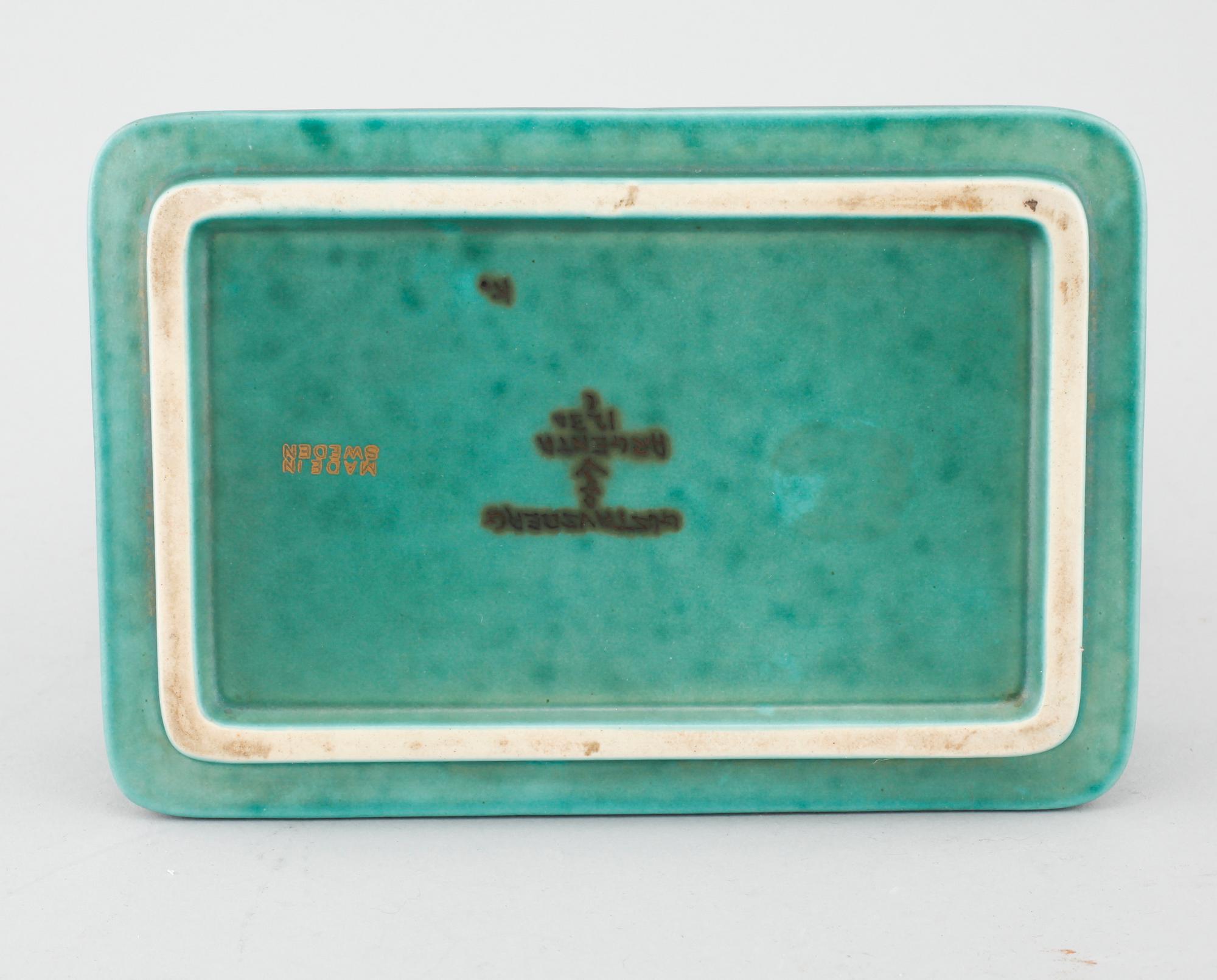 A stoneware box by Wilhelm Kåge for Gustavsberg, 20th century.