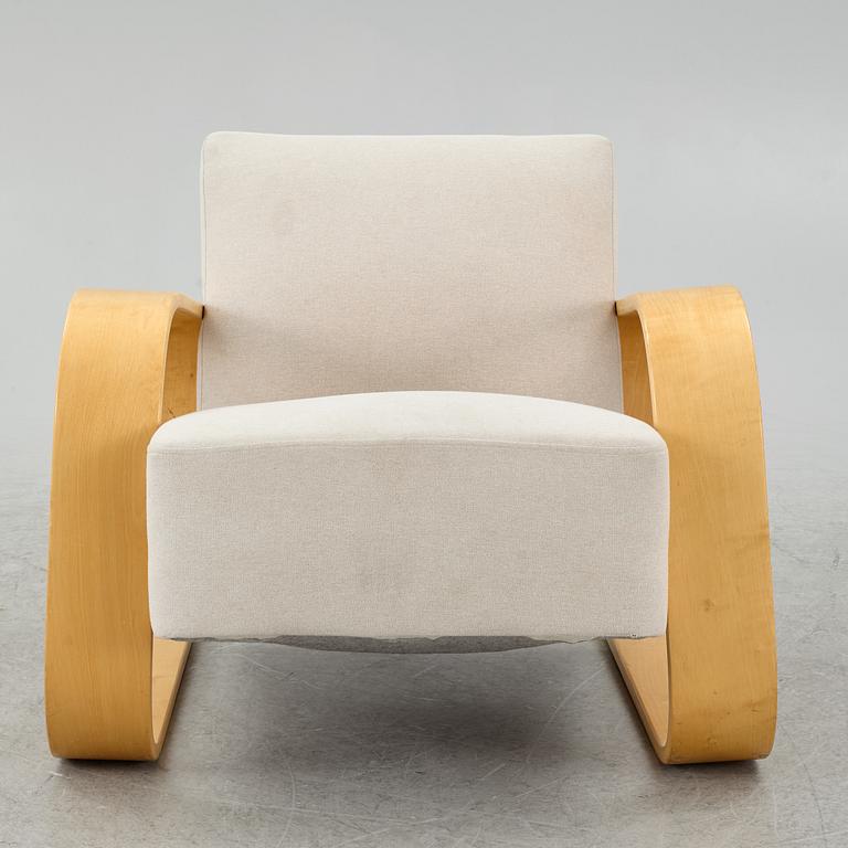 Alvar Aalto, a 'Tank' armchair model 400, Artek, Finland.