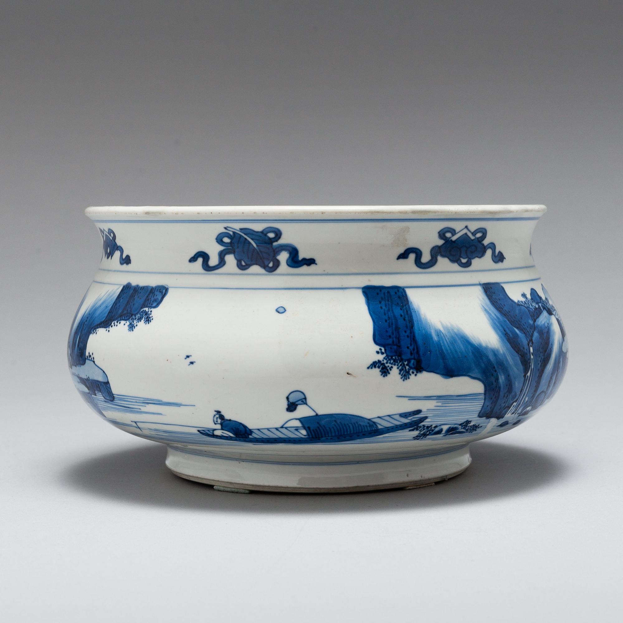 A blue and white censer, Qing dynasty, Kangxi (1662-1722).