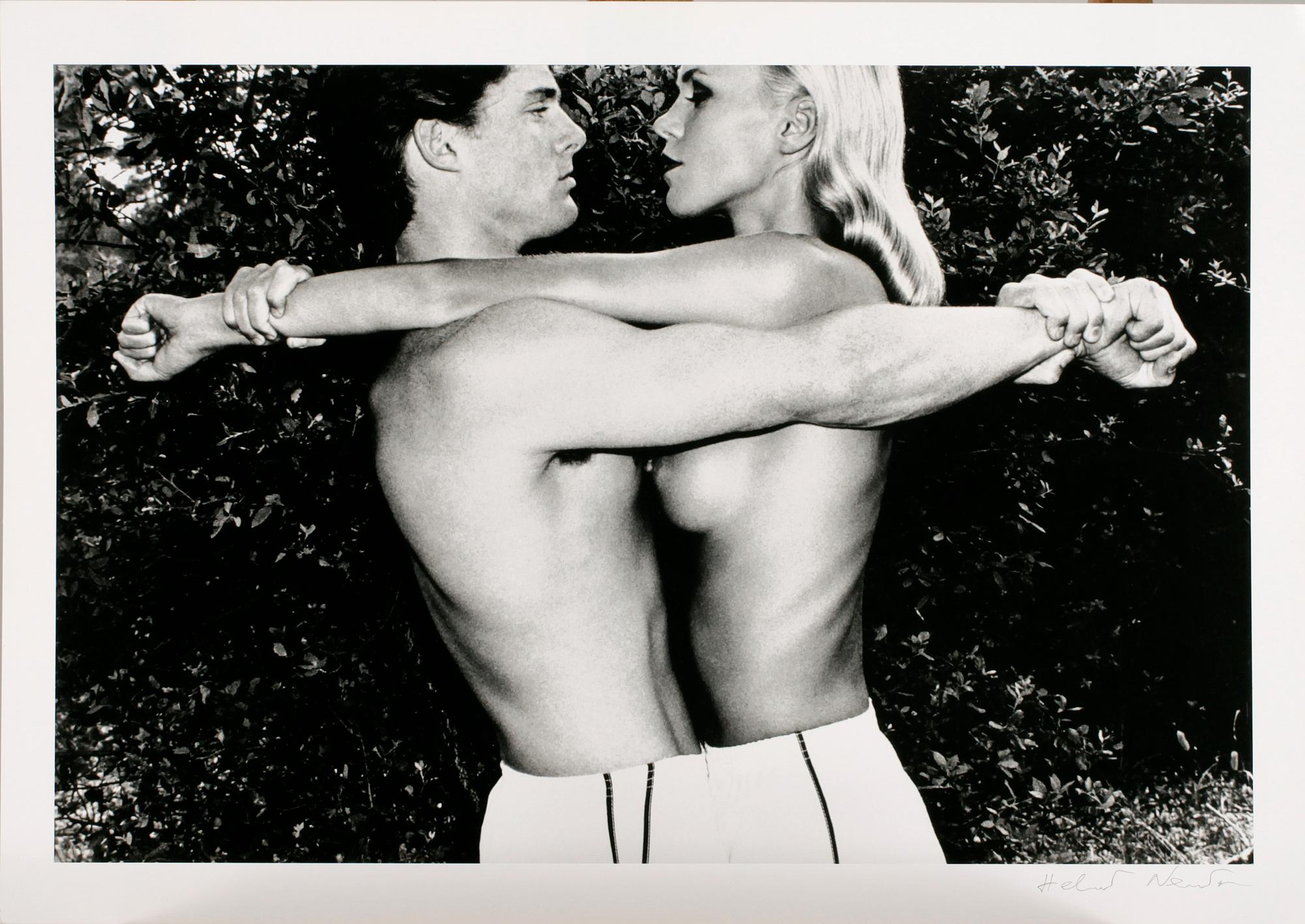 HELMUT NEWTON, offset, reproduktion av originalfoto för Vogue. Sign.