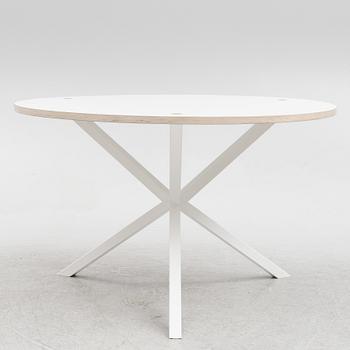 Per Söderberg, matbord, "NEB Round Dining Table", No Early Birds, Stockholm, 2010/20-tal.