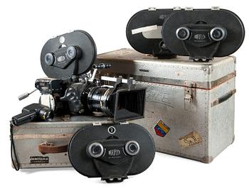 AN ARRIFLEX FILMCAMERA,