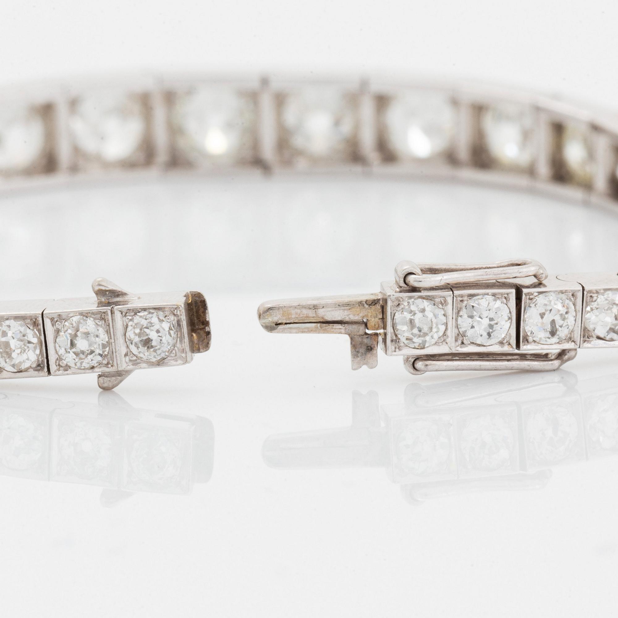 Armband 14K vitguld med gammalslipade diamanter.