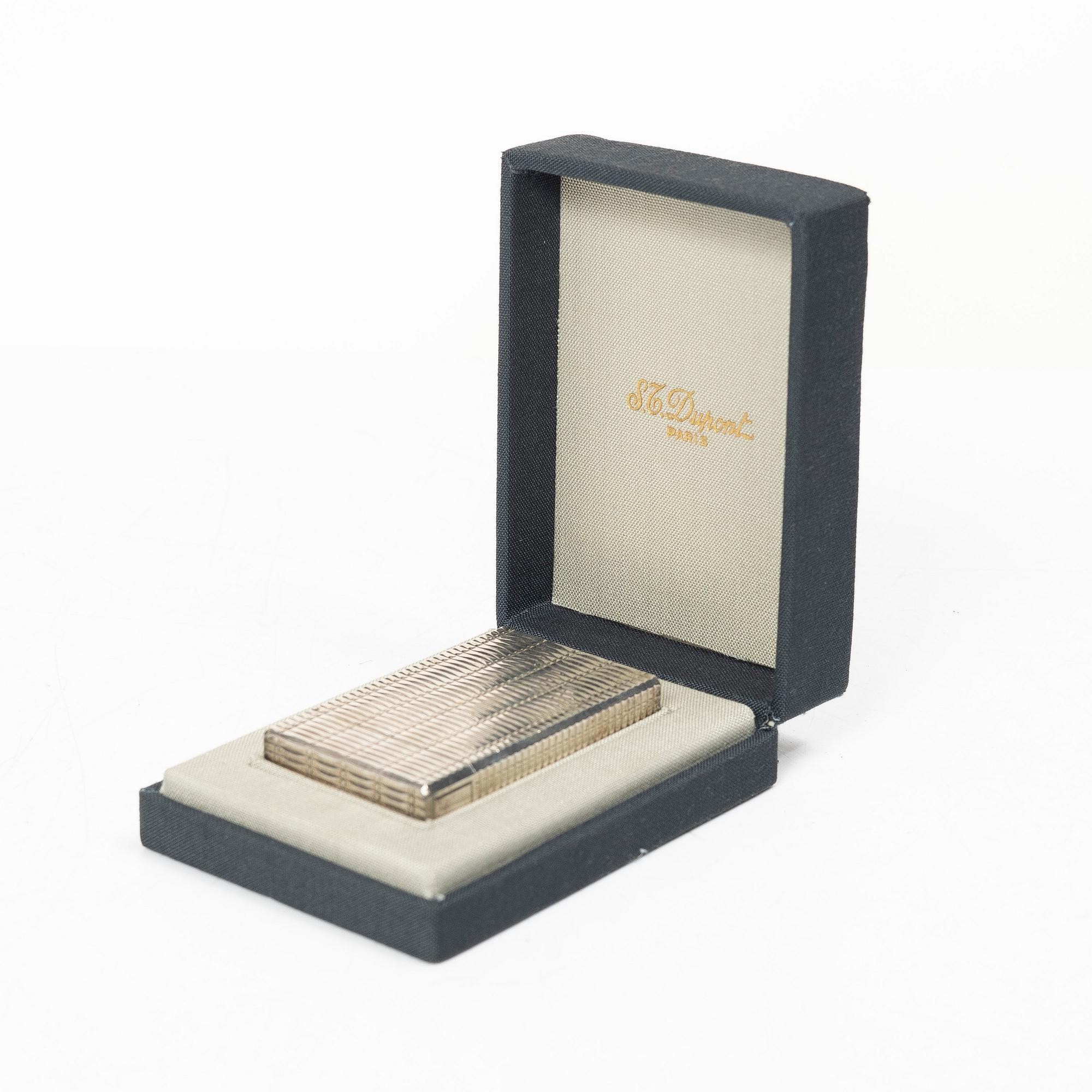 Lighter, Dupont, Paris.