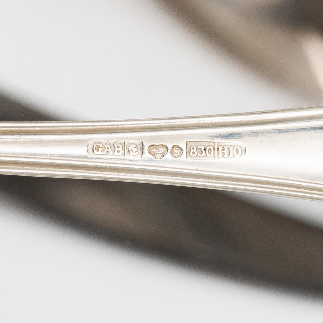 Guldsmedsaktiebolaget (GAB), A Swedish silver cutlery set, 'Gammal fransk' pattern, including with year mark Eskilstuna 1983 (89 pieces).