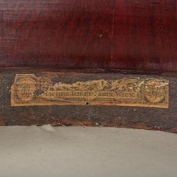 Josef Hoffmann, salongsmöbel, fyra delar, modell 421/428, Jacob & Josef Kohn, Wien, 1900-talets början.