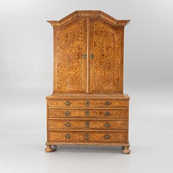 A cabinet, first half of the 18th century.