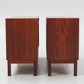 Yngvar Sandström, sideboards, ett par, Seffle Möbelfabrik, Säffle, 1950/60-tal.