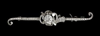 823. BROOCH, platinum with brilliant cut diamond, tot. app. 0.30 cts.