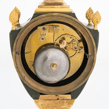 A French mantel clock by Jolly Fils (1812-1820), Paris.