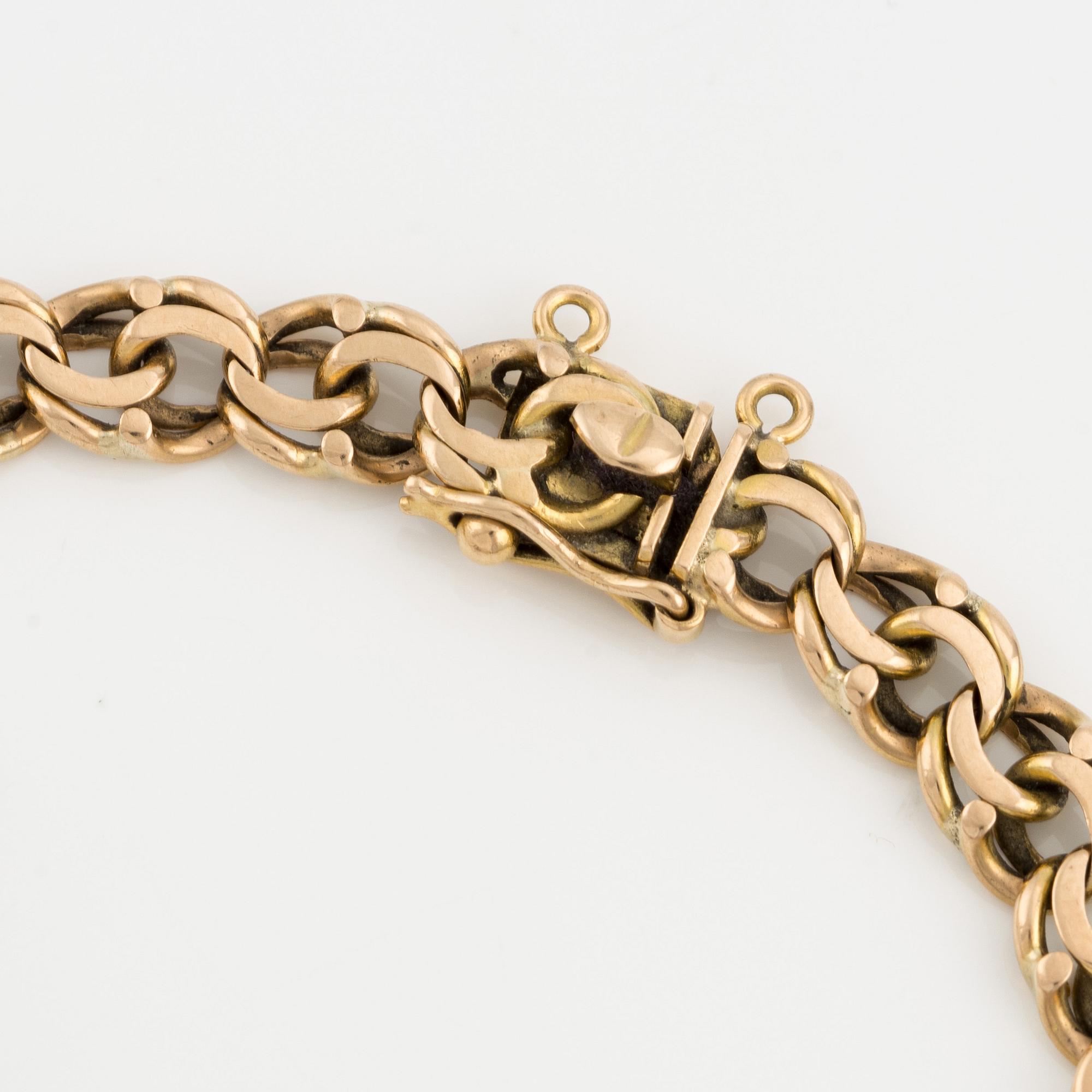 Bracelet, 18K gold, Bismarck link.