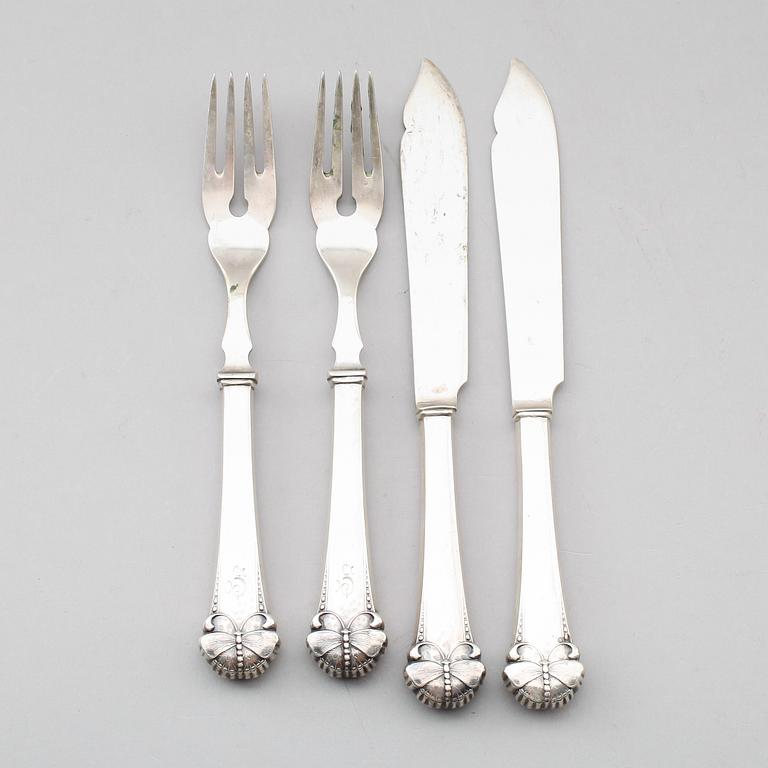 FISKBESTICK, 24 delar, silver, CG Hallberg, Stockholm 1920. Vikt ca 1409 g.