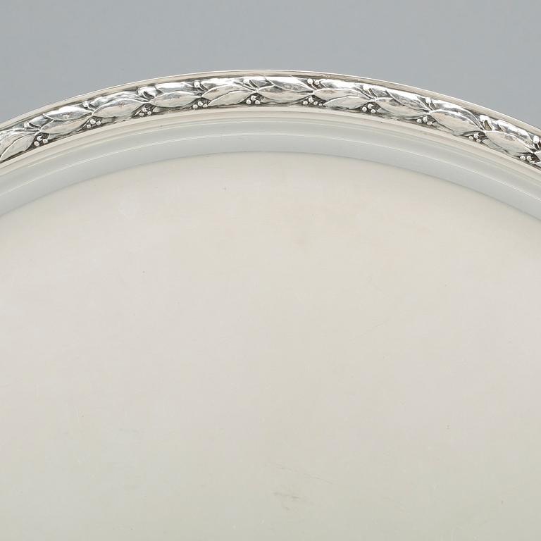 FAT, silver, W.A. Bolin, Stockholm, 1965. Vikt 1221 gram.