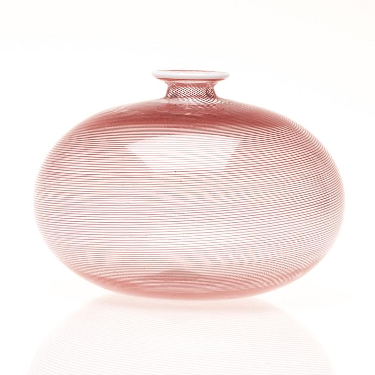 FLASKA, glas, signerad Barovier & Toso, Murano.