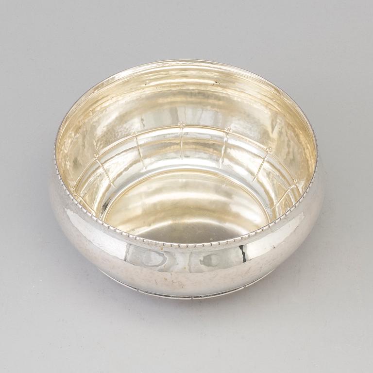 A DANISH SILVER BOWL, 1928.