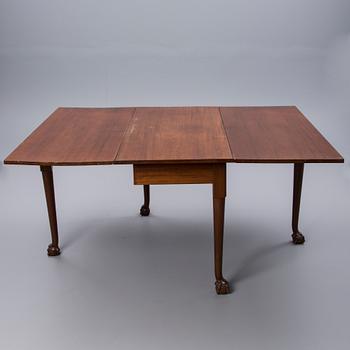 KLAFFBORD, England 1800-talets mitt.