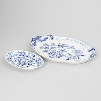Meissen, 68 pieces of a porcelain dinner service, "Blue Onion", Germany, early 20th century.