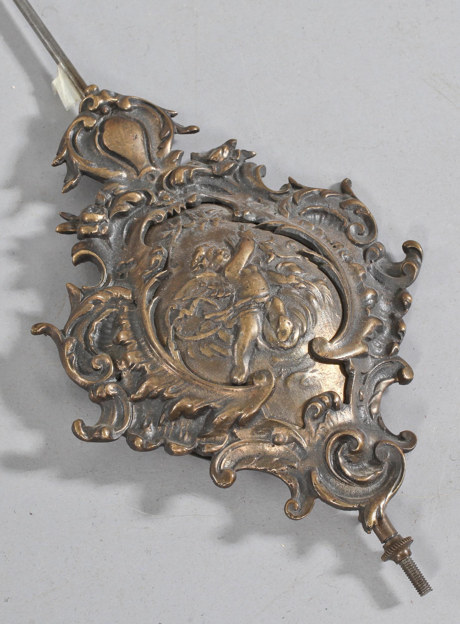 VÄGGPENDYL, Lenzkirch, nyrenässans, 1800-talets andra hälft.